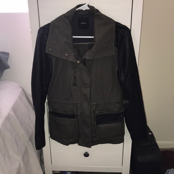 Forever 21 jacket - Picture 1 of 3